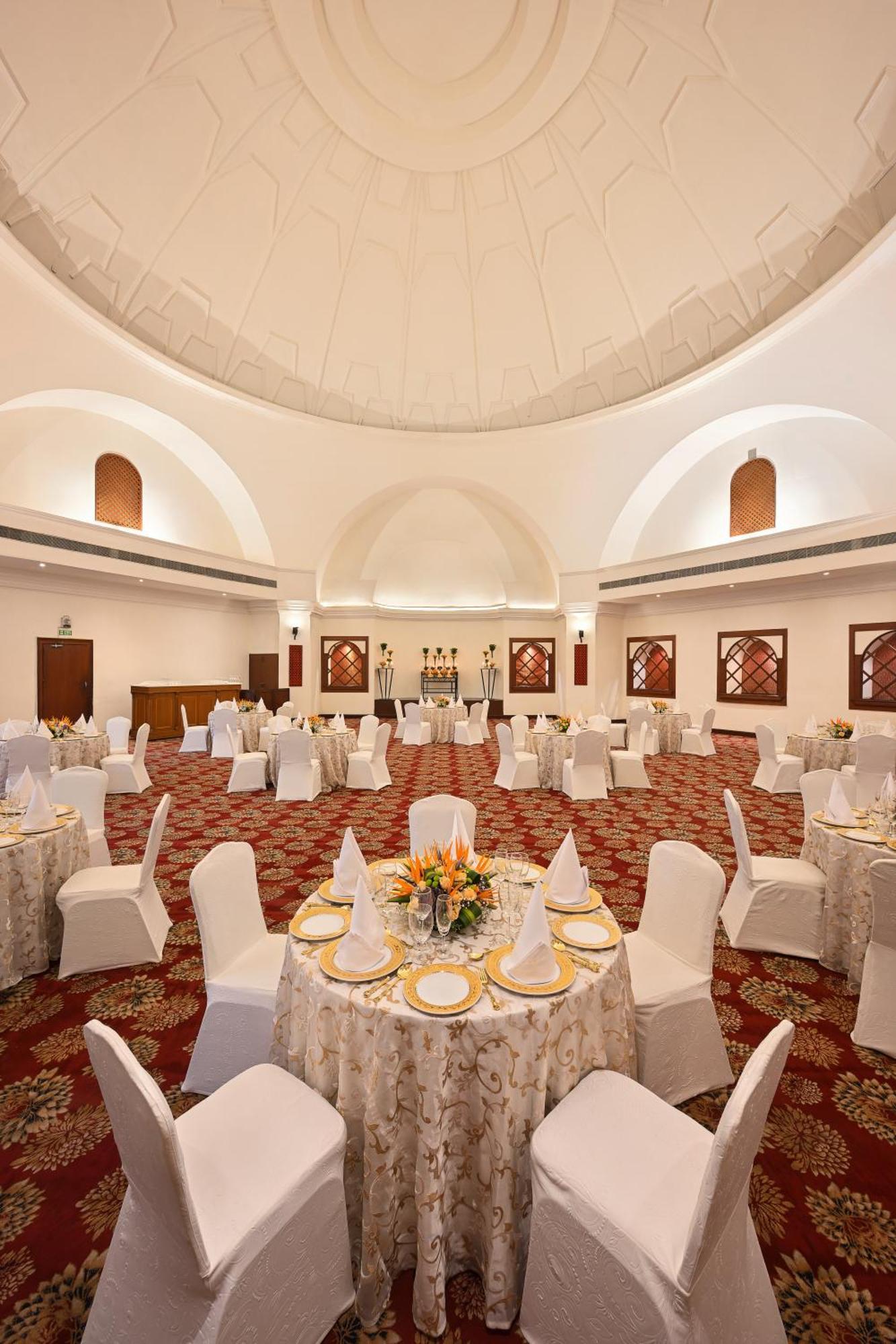 แอมบาสซาเดอร์ - ไอเอชซีแอล ซีเล็คชั่น Hotel นิวเดลี ภายนอก รูปภาพ The Imperial, New Delhi
