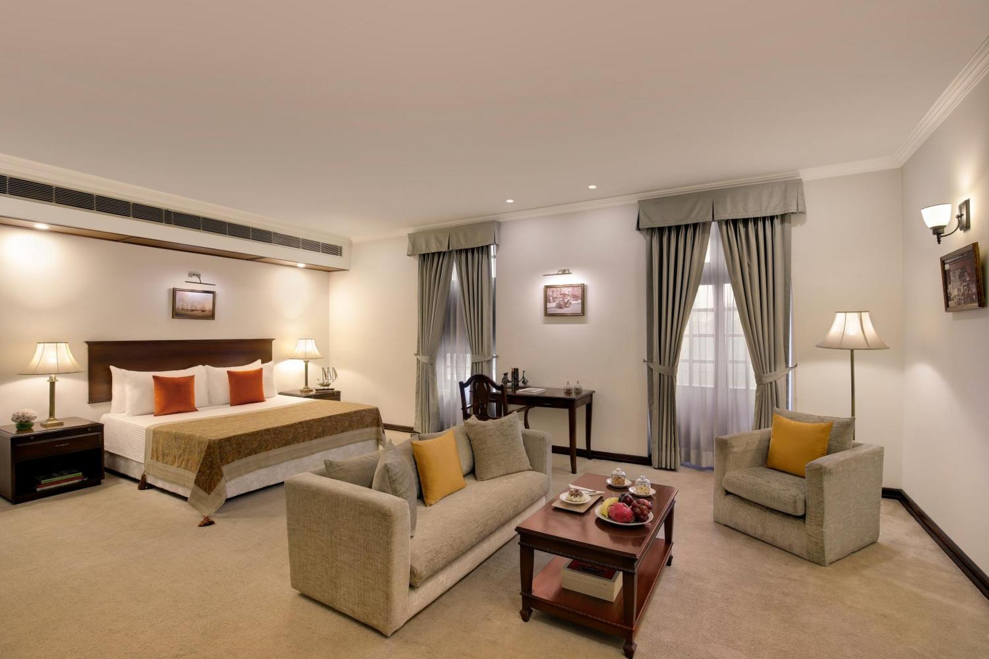แอมบาสซาเดอร์ - ไอเอชซีแอล ซีเล็คชั่น Hotel นิวเดลี ภายนอก รูปภาพ A suite at the Taj Bengal